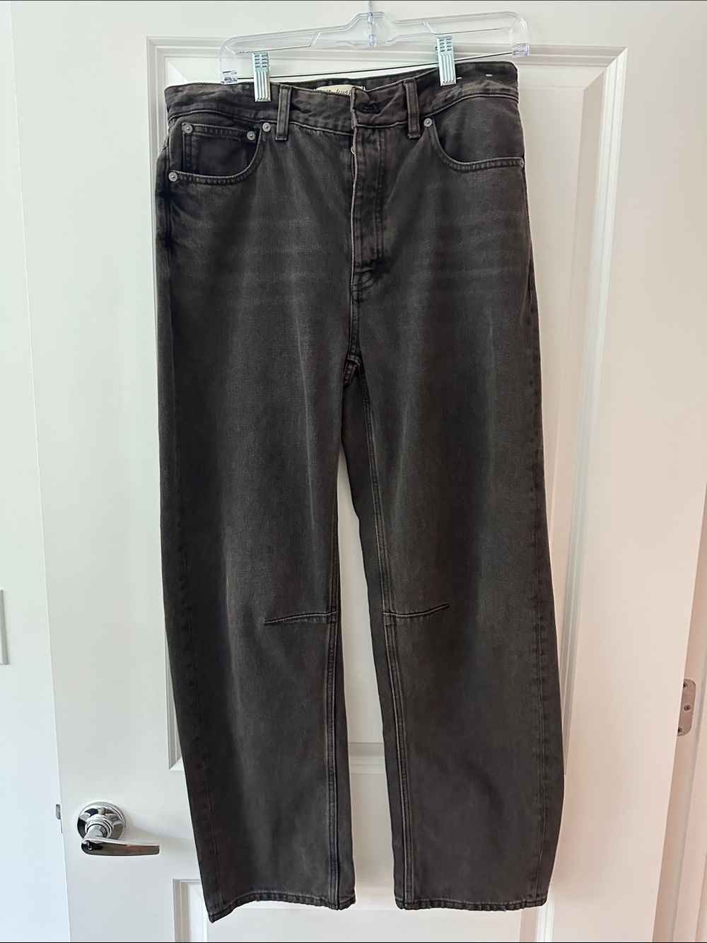 Madewell Women’s the Darted Black Barrel-Leg Jeans